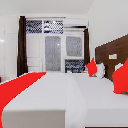 Hotel O Green Villa Нью-Дели Экстерьер фото