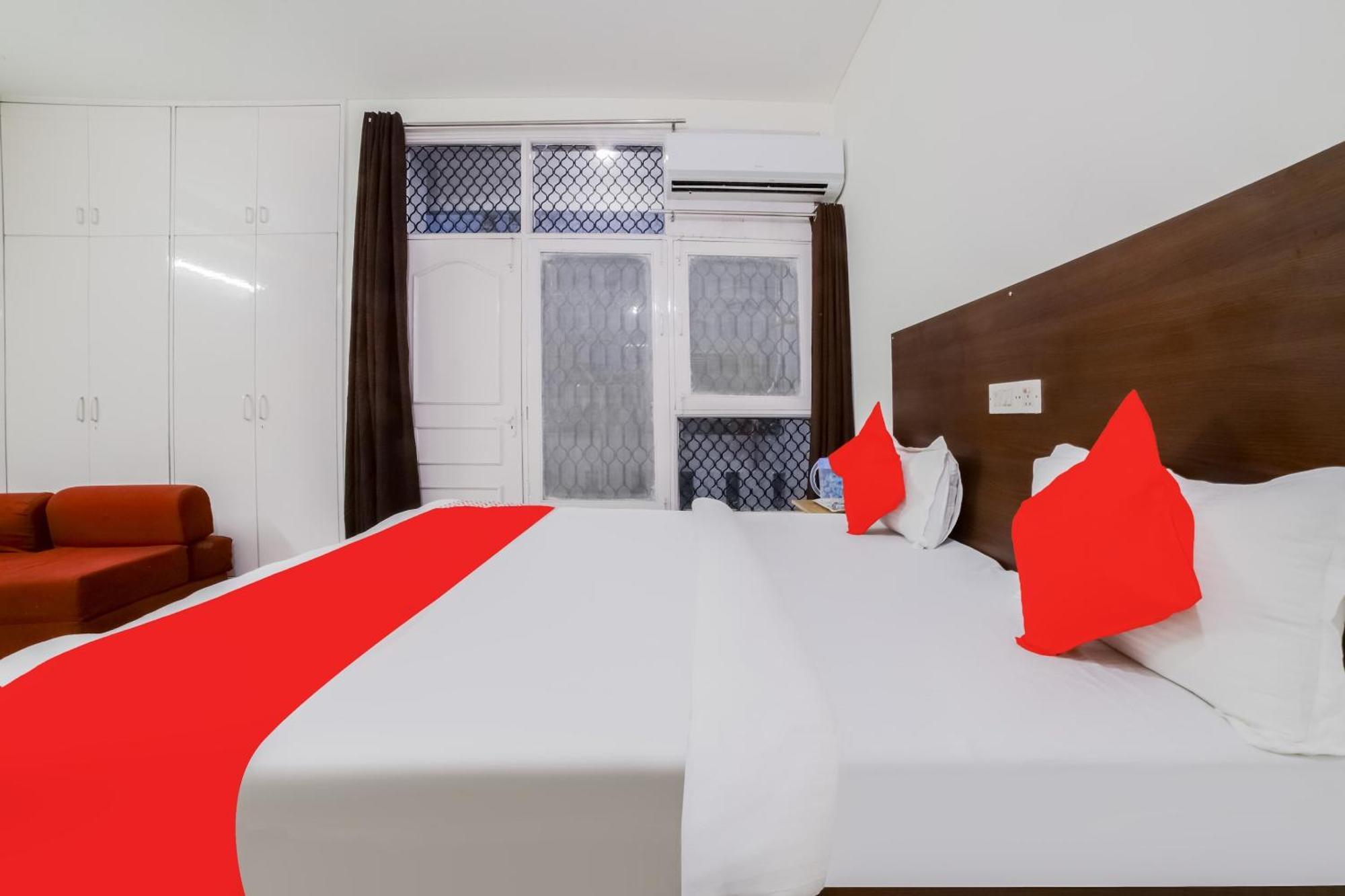 Hotel O Green Villa Нью-Дели Экстерьер фото