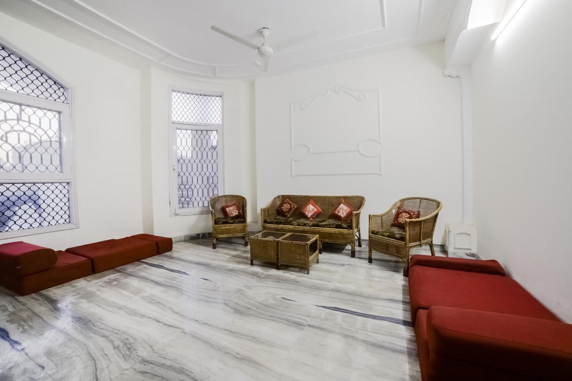 Hotel O Green Villa Нью-Дели Экстерьер фото