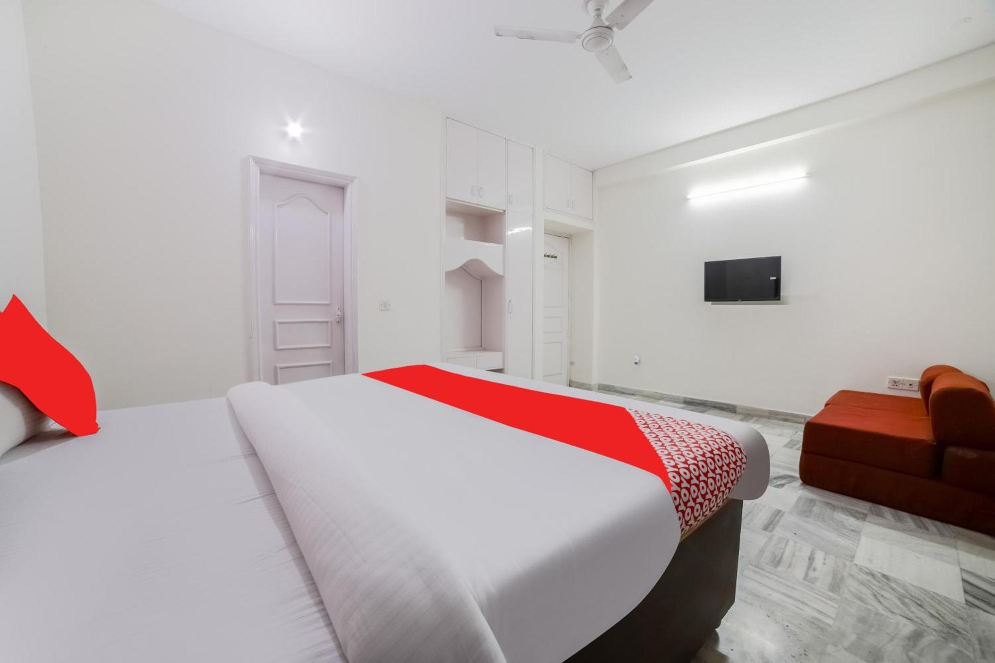 Hotel O Green Villa Нью-Дели Экстерьер фото